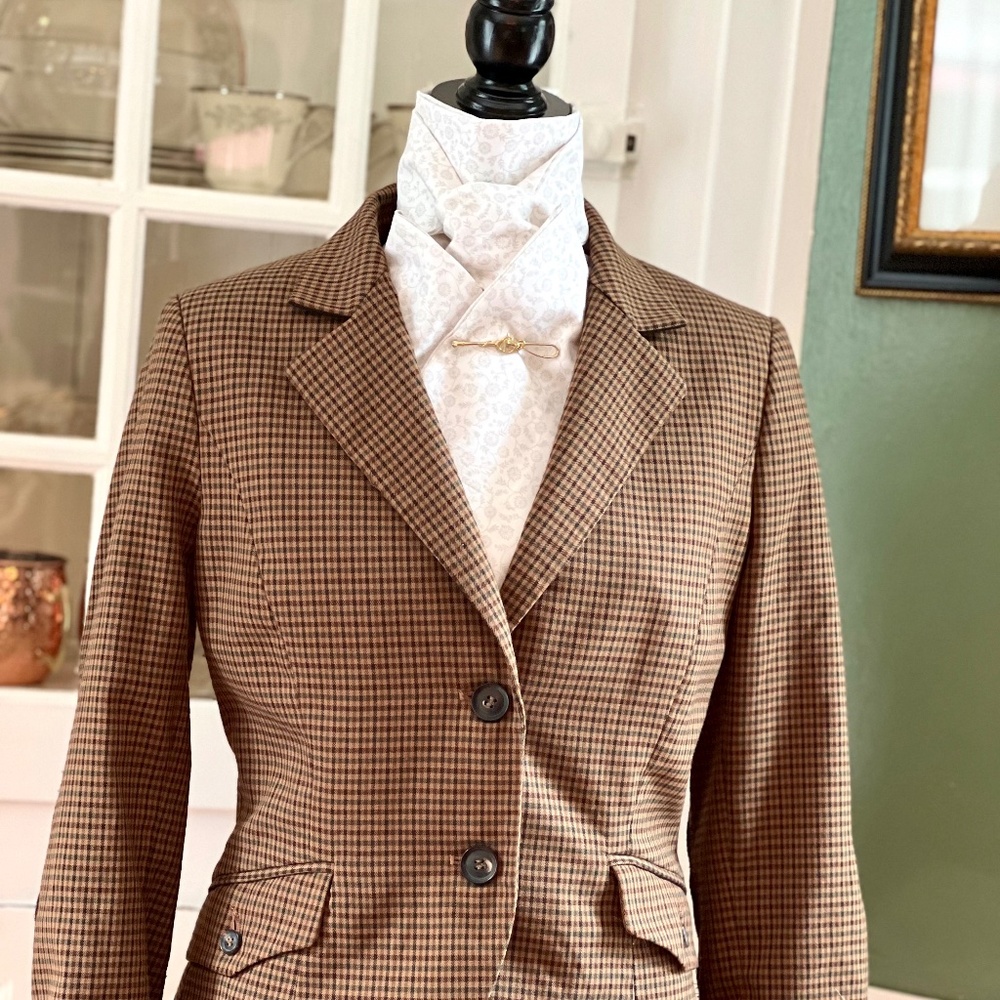 Hunt stock tie